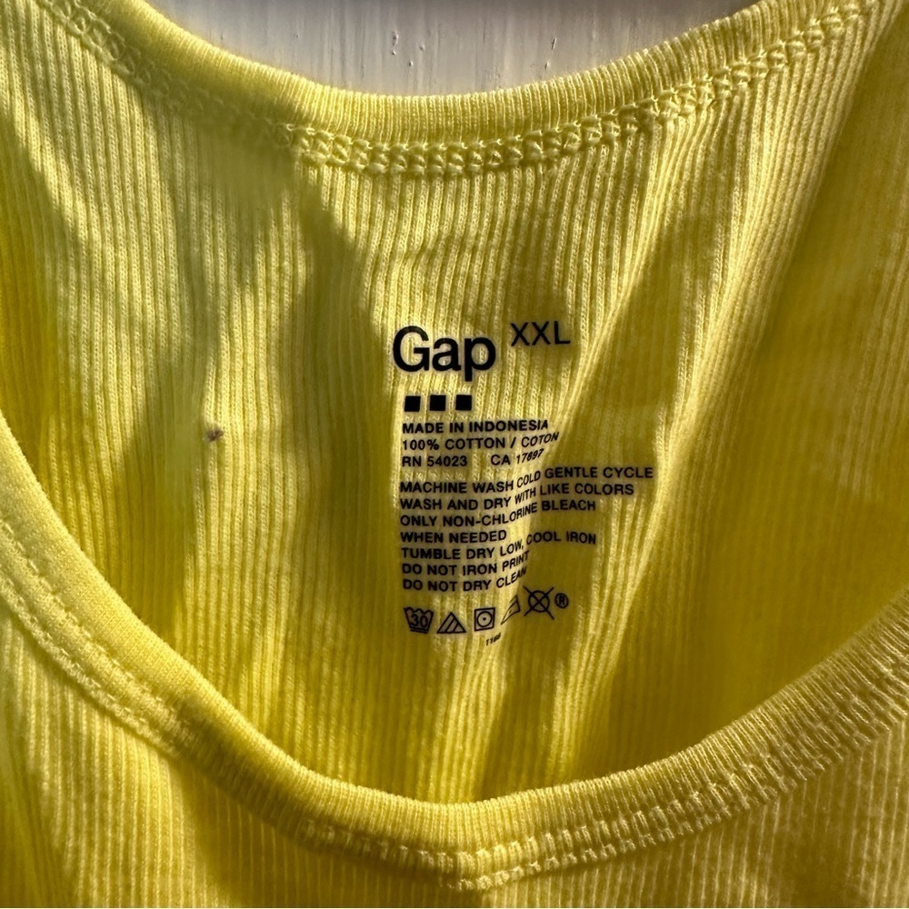 Gap Yellow Tank Top - Picture 2 of 4